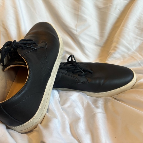 Clae Ellington Black Leather Men\'s Oxfords with Cream Soles